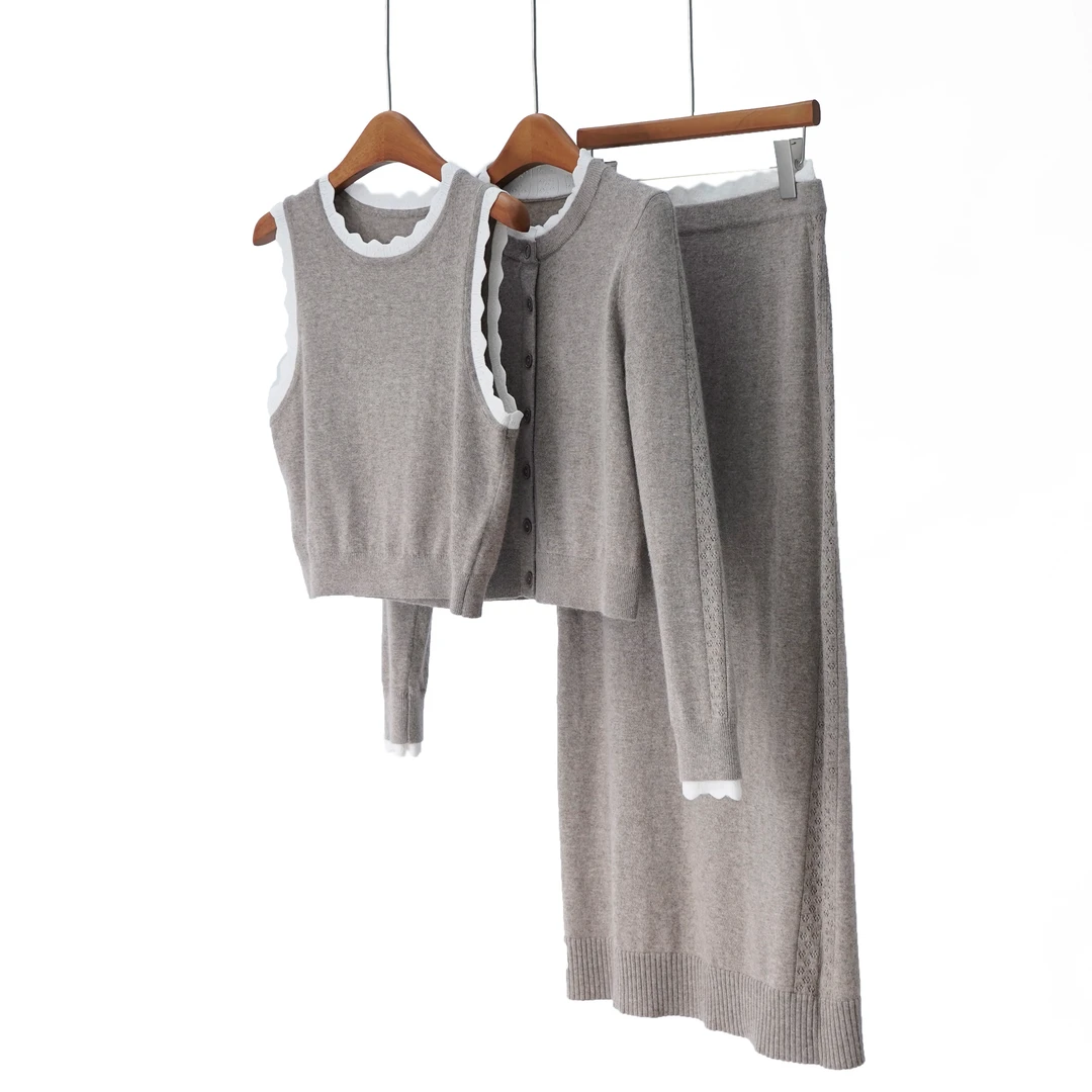 【YS12422】 SAN*25秋冬法式复古时尚羊毛撞色针织衫背心半身裙女