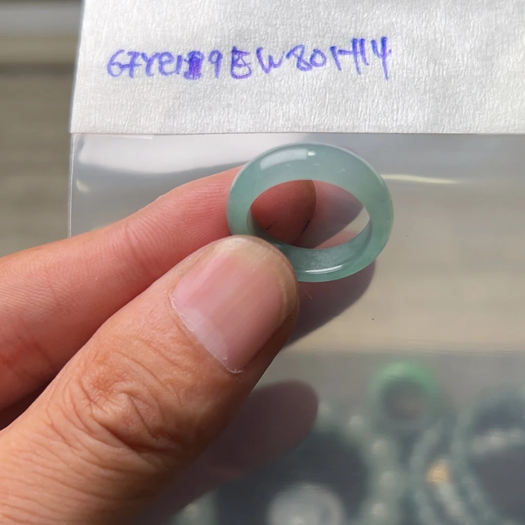 定制翡翠未镶嵌清**剧
