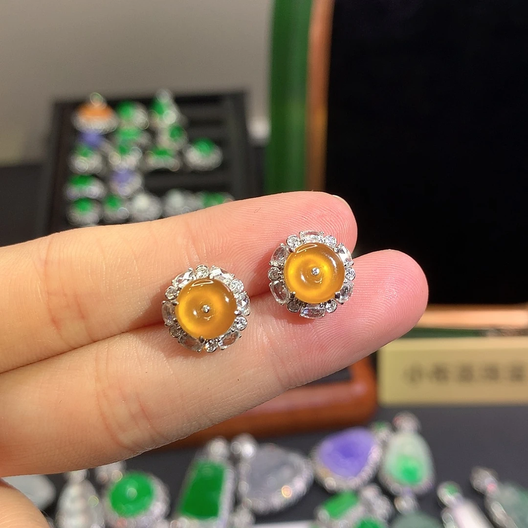 翡翠18K金镶嵌耳饰