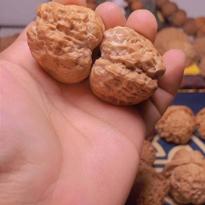 文玩核桃吊坠m****d39蛤蟆头