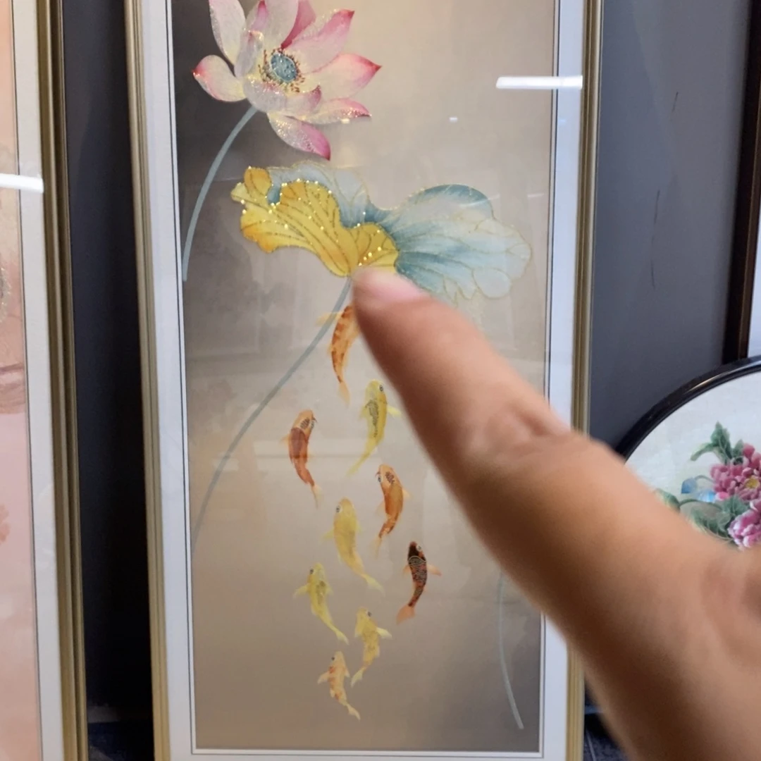 横款Jin金色实木框备注安装