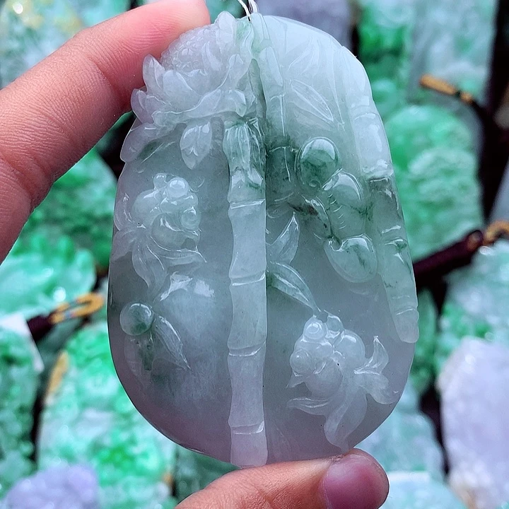 翡翠未镶嵌吊坠(不含链)