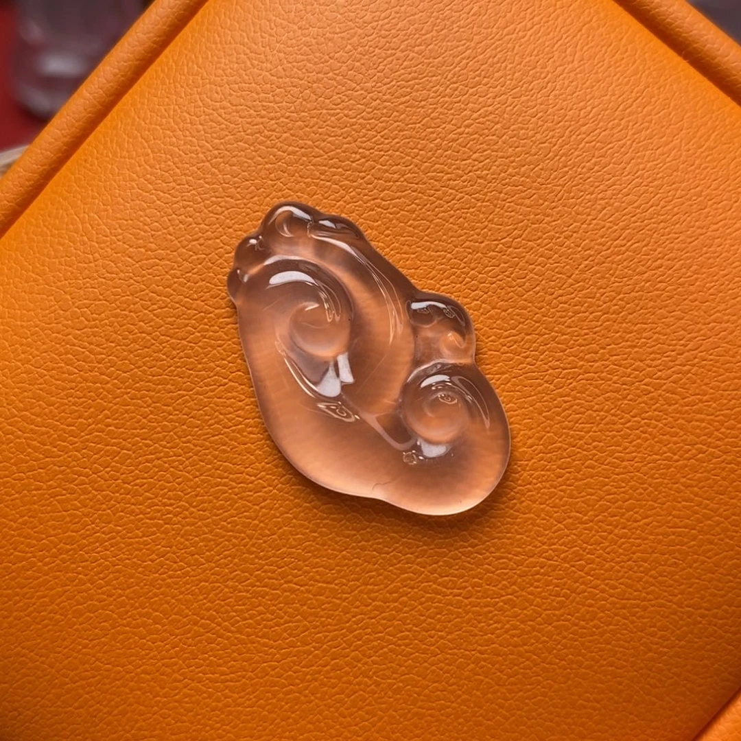 石英质玉未镶嵌吊坠