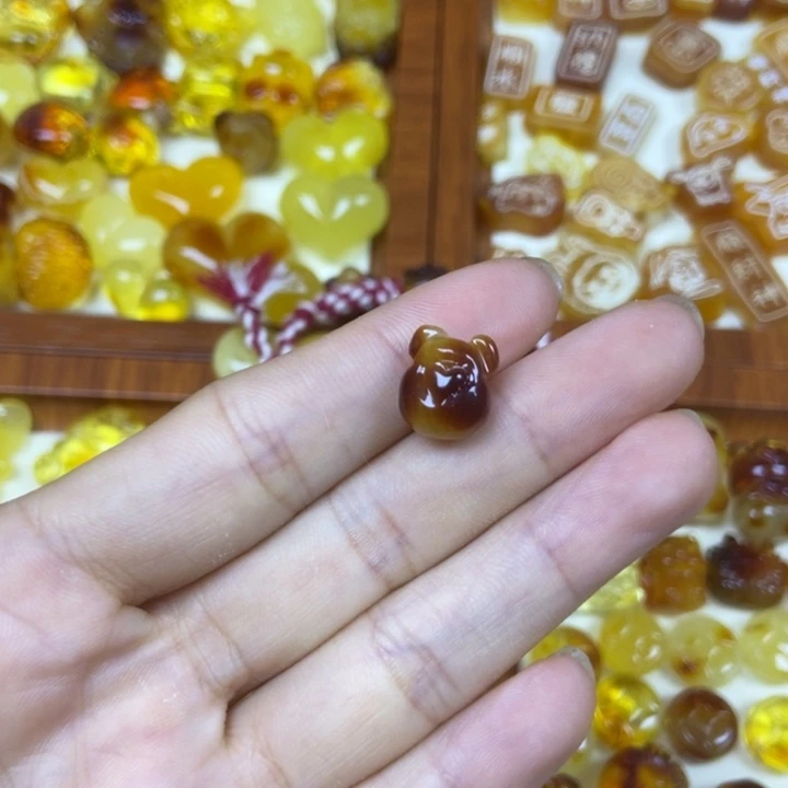 文****橄榄核吊坠小熊头21圆