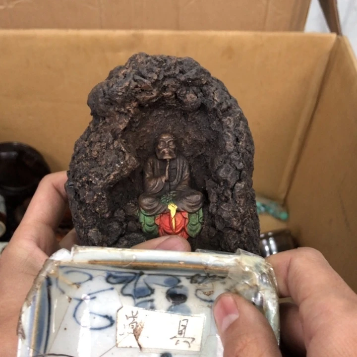 陶瓷孤品单件车里拍