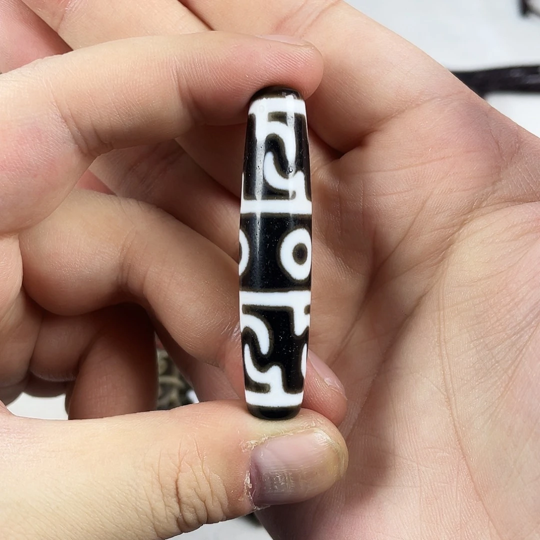 玛瑙/玉髓合金颈饰钟志明