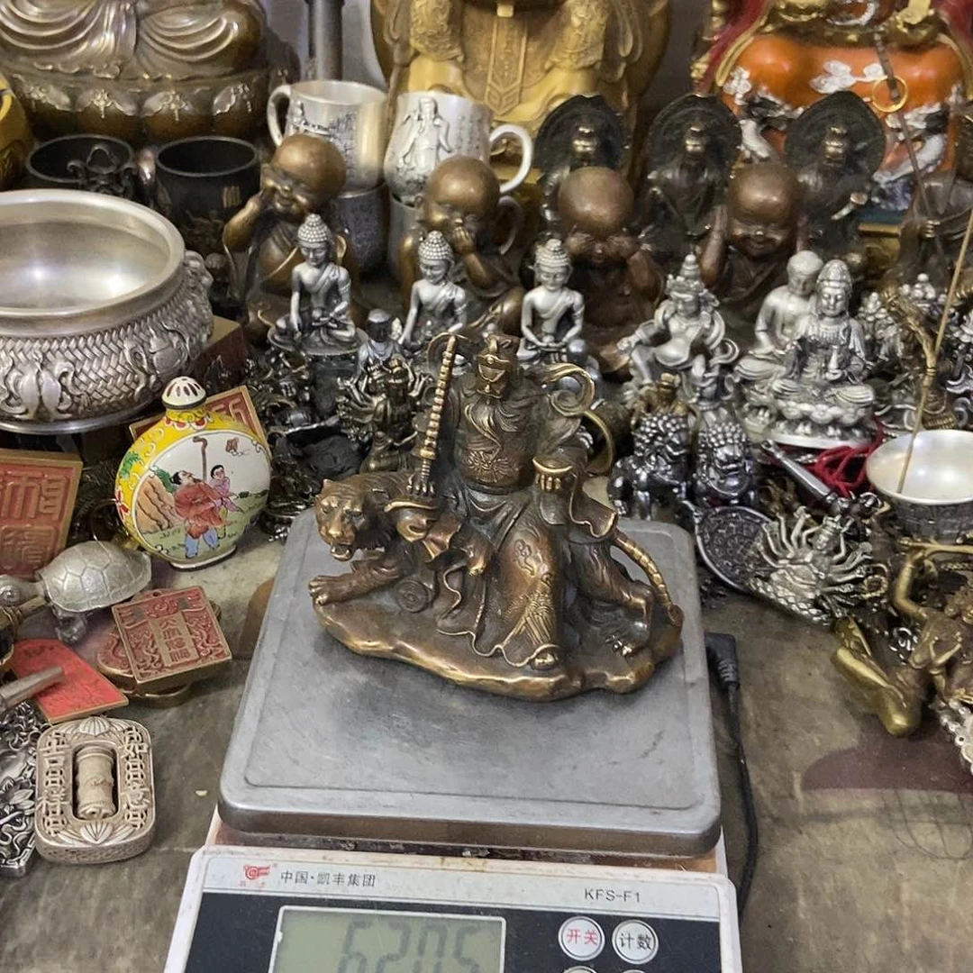 东**起老杨洪洞摆件，老杨火蓝黄铜摆件