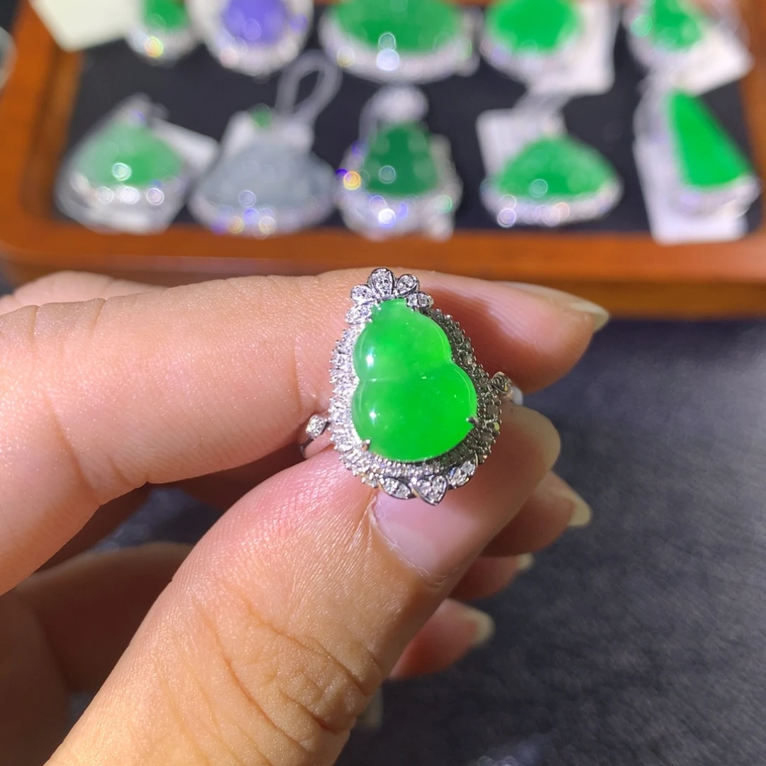 …***心翡翠18K金镶嵌戒指两用款