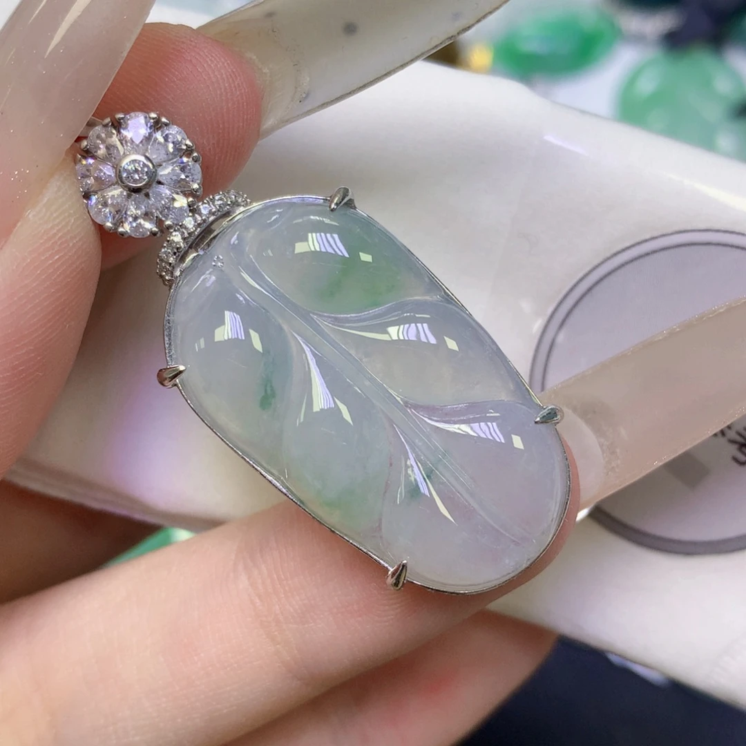 翡翠未镶嵌颈饰缅甸天然翡翠