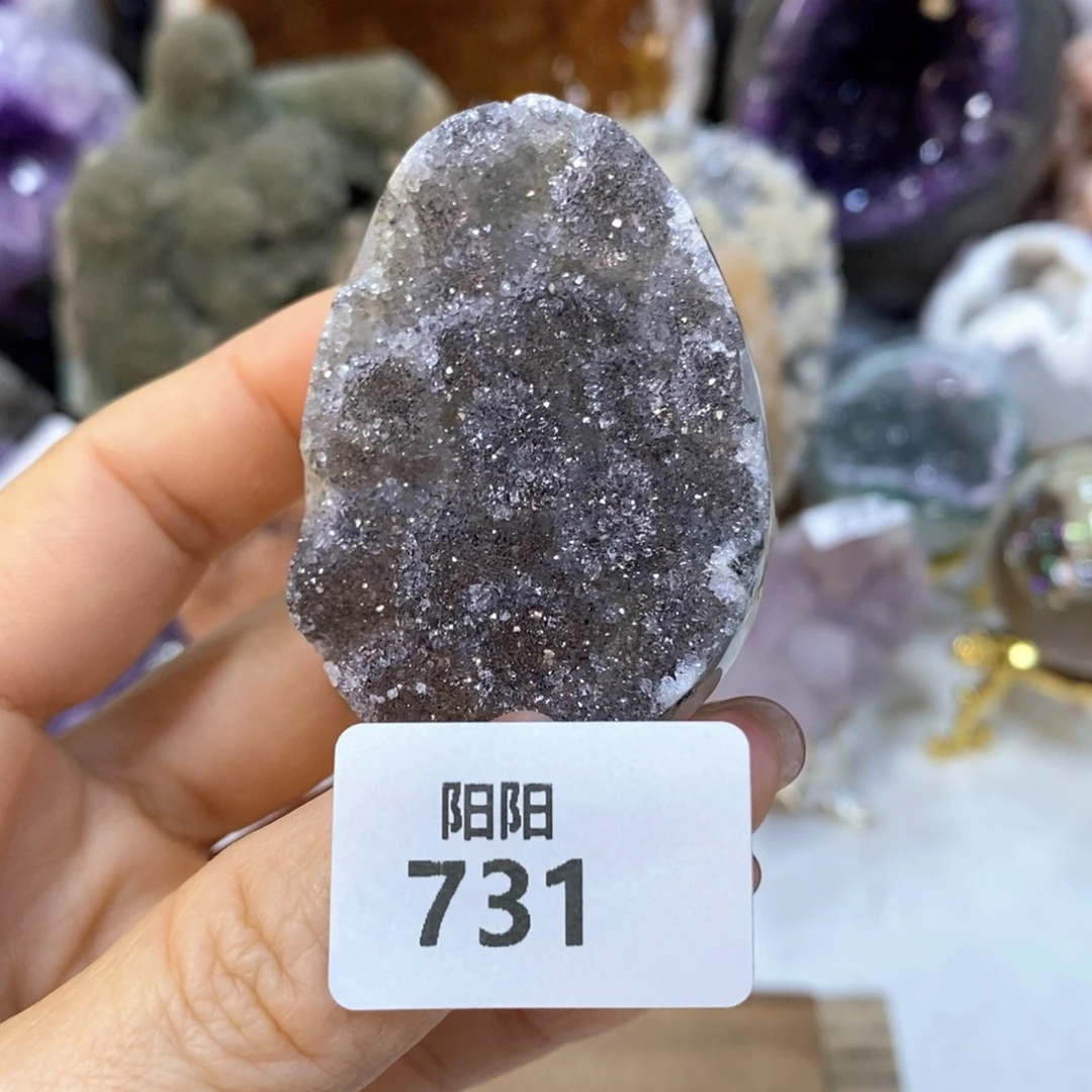 未镶嵌水晶大型摆件（非配饰）
