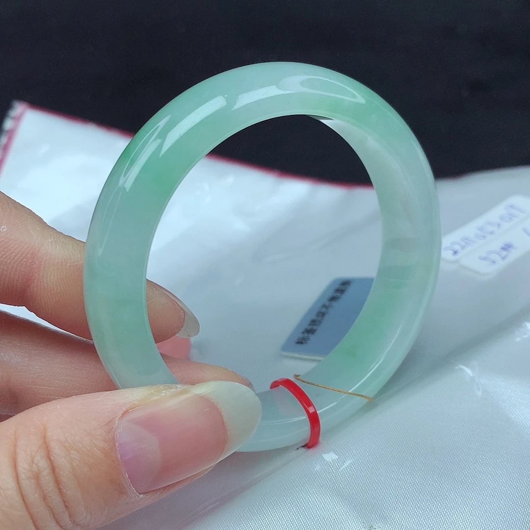 翡翠手镯未镶嵌52圈019