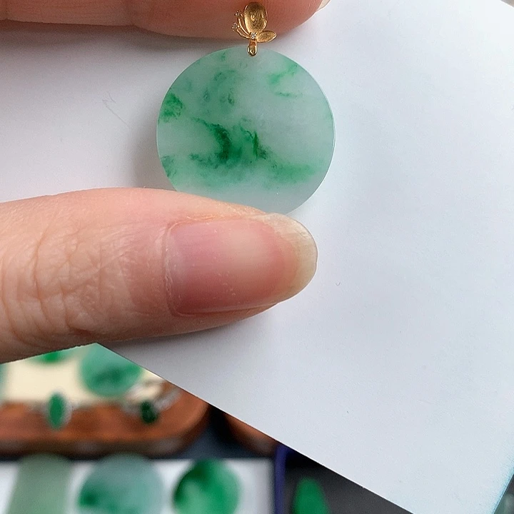 颈饰18K金镶嵌翡翠762367889