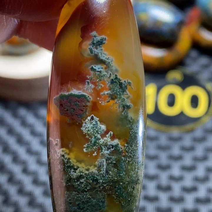 圆***①玛瑙/玉髓未镶嵌颈饰