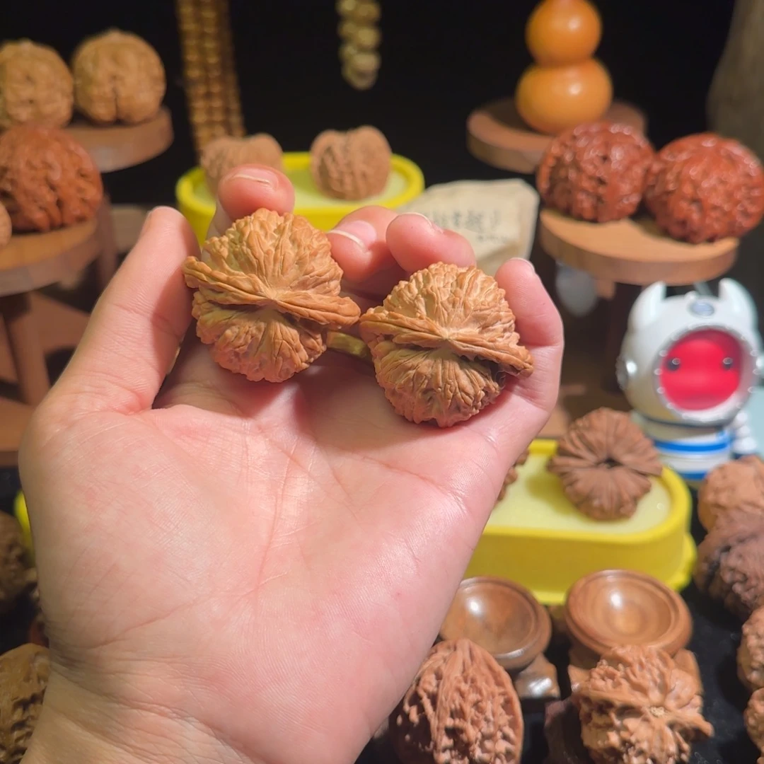 吊坠文玩核桃44白狮子小虚尖