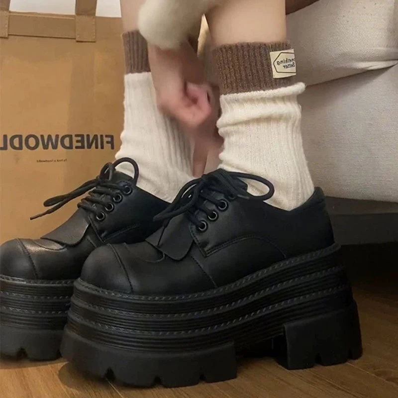 小个子秒增10cm2025春秋新款酷飒暗黑风百搭大头厚底松糕德比鞋时
