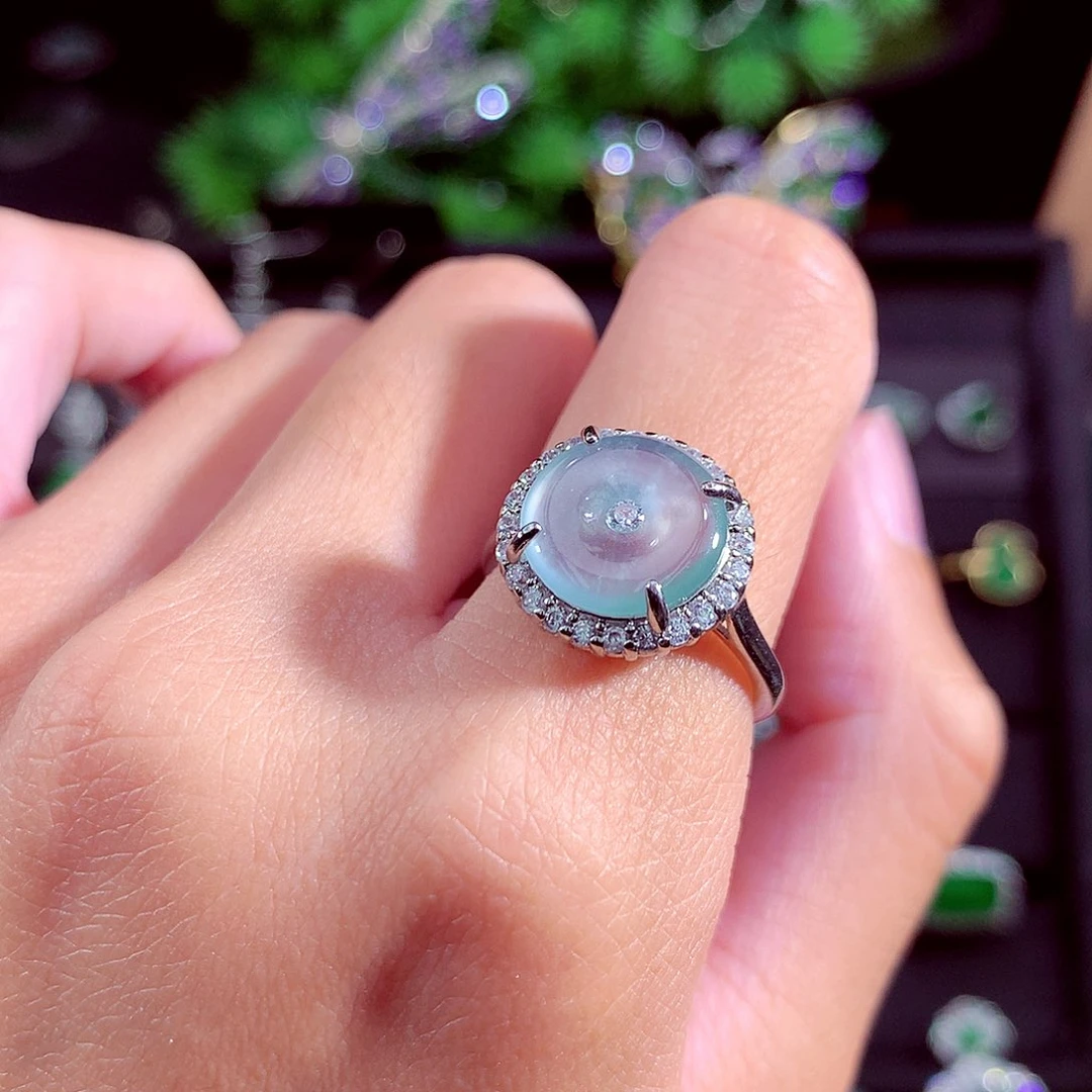 颈饰未镶嵌翡翠天然