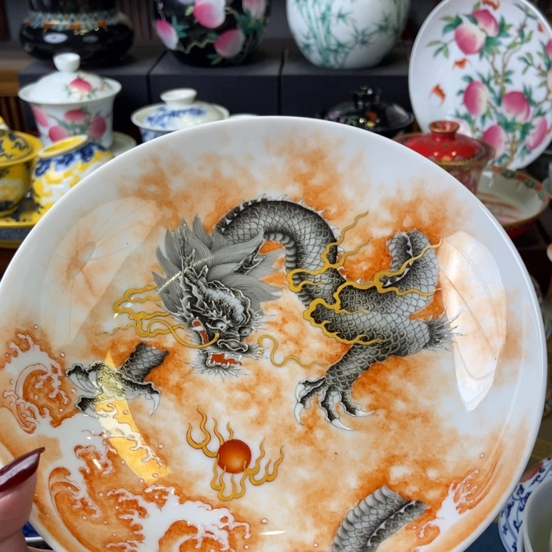 陶瓷艺术家的作品是一种