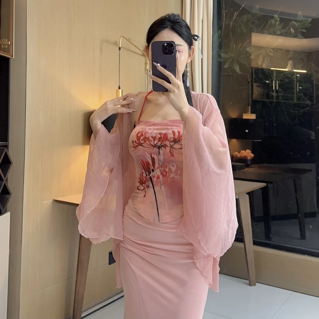 气质女人味轻奢挂脖吊带无袖定位花花色印花修身显瘦性感小上衣