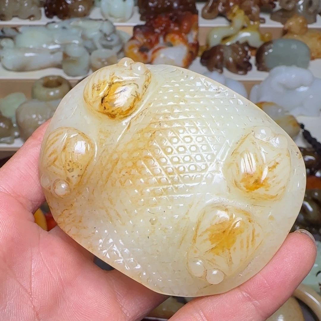 玄***真和田玉未镶嵌颈饰
