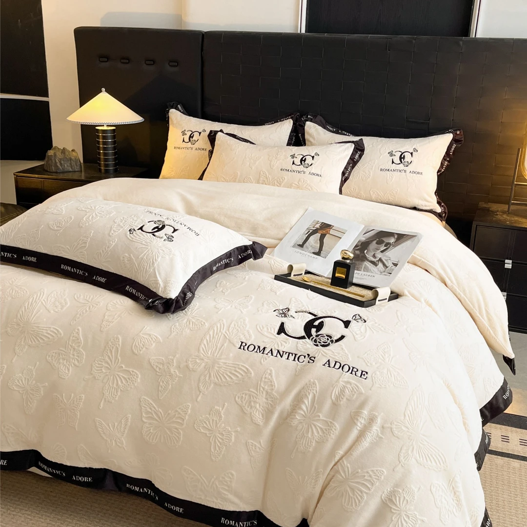 富安娜雕花绒刺绣加厚四件套双面绒牛奶绒被套床单宿舍床上用品