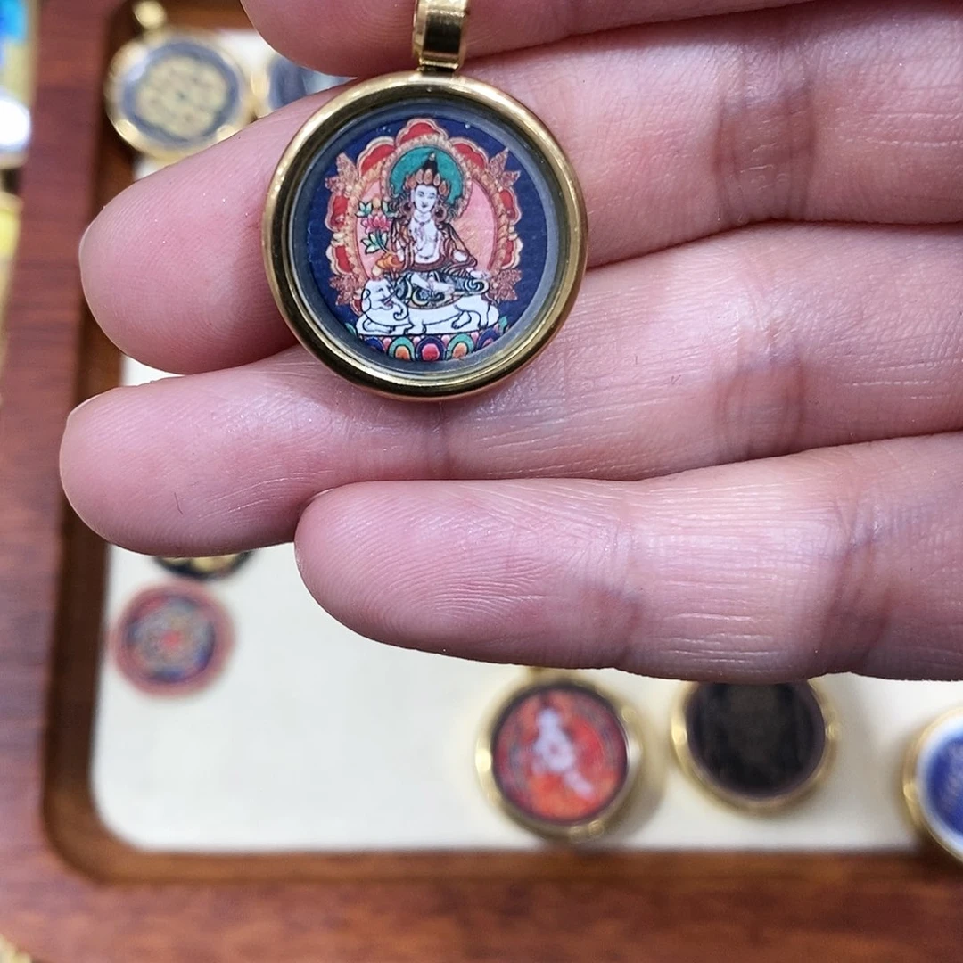 【闪购商品】吊坠单面1.5不配绳突突突