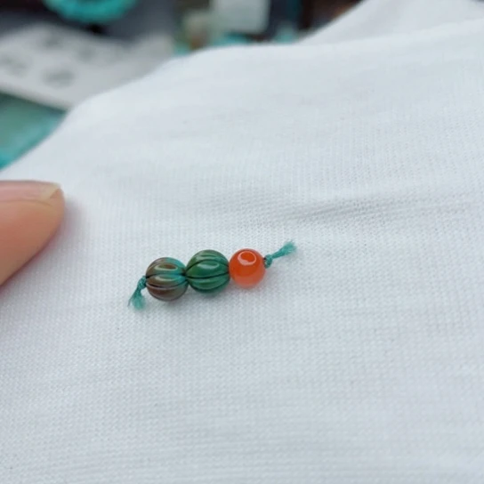 南红玛瑙未镶嵌珠宝奇石