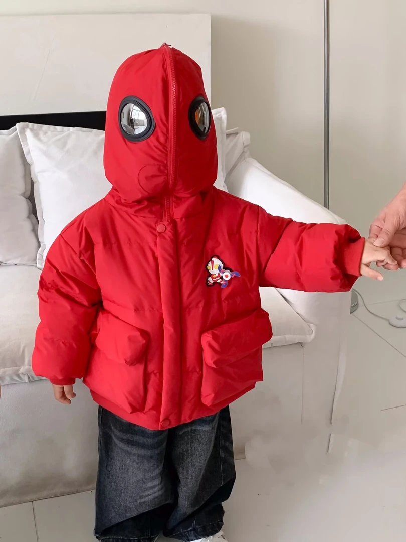 常规冬款连帽短款奥特曼外套