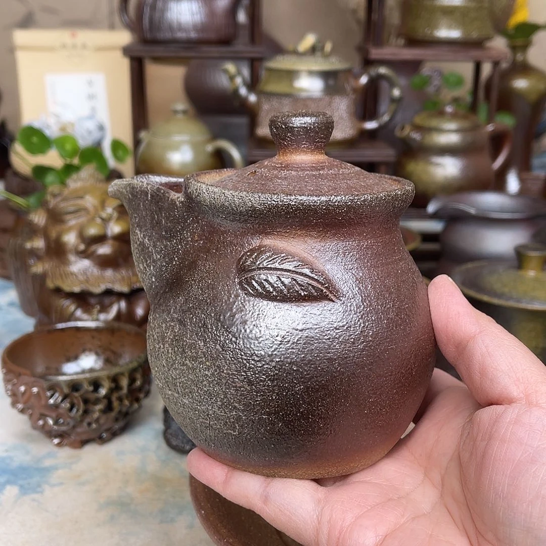 柴烧手作火山泥手抓壶320ml