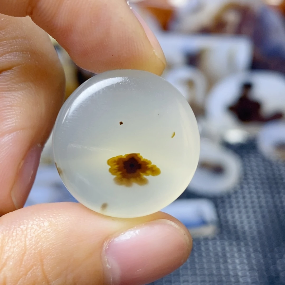 玛瑙/玉髓未镶嵌珠宝半成品