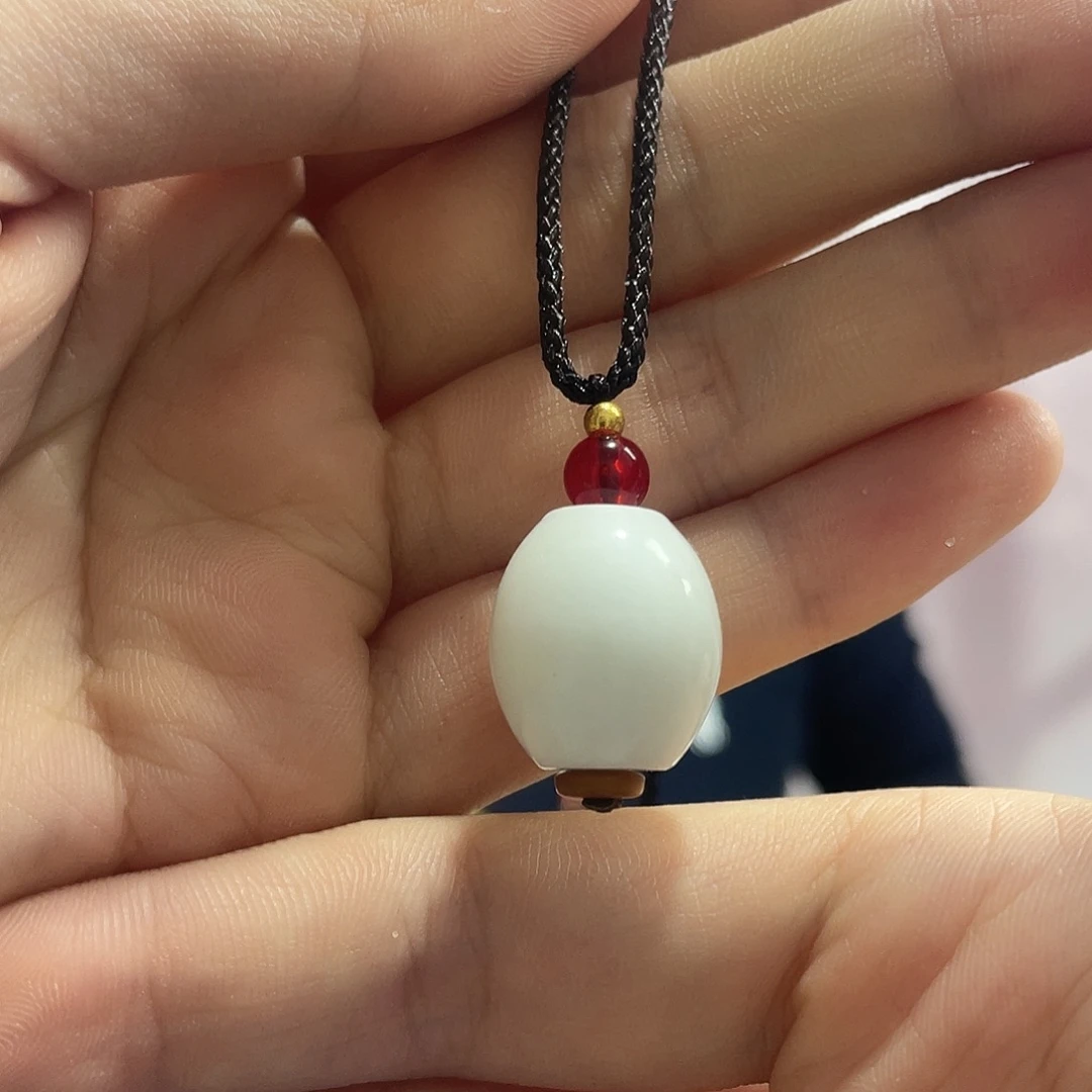 蛇纹石玉未镶嵌吊坠(赠链)