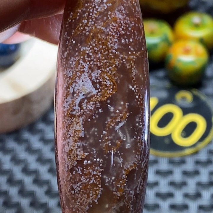 微***。玛瑙/玉髓未镶嵌颈饰