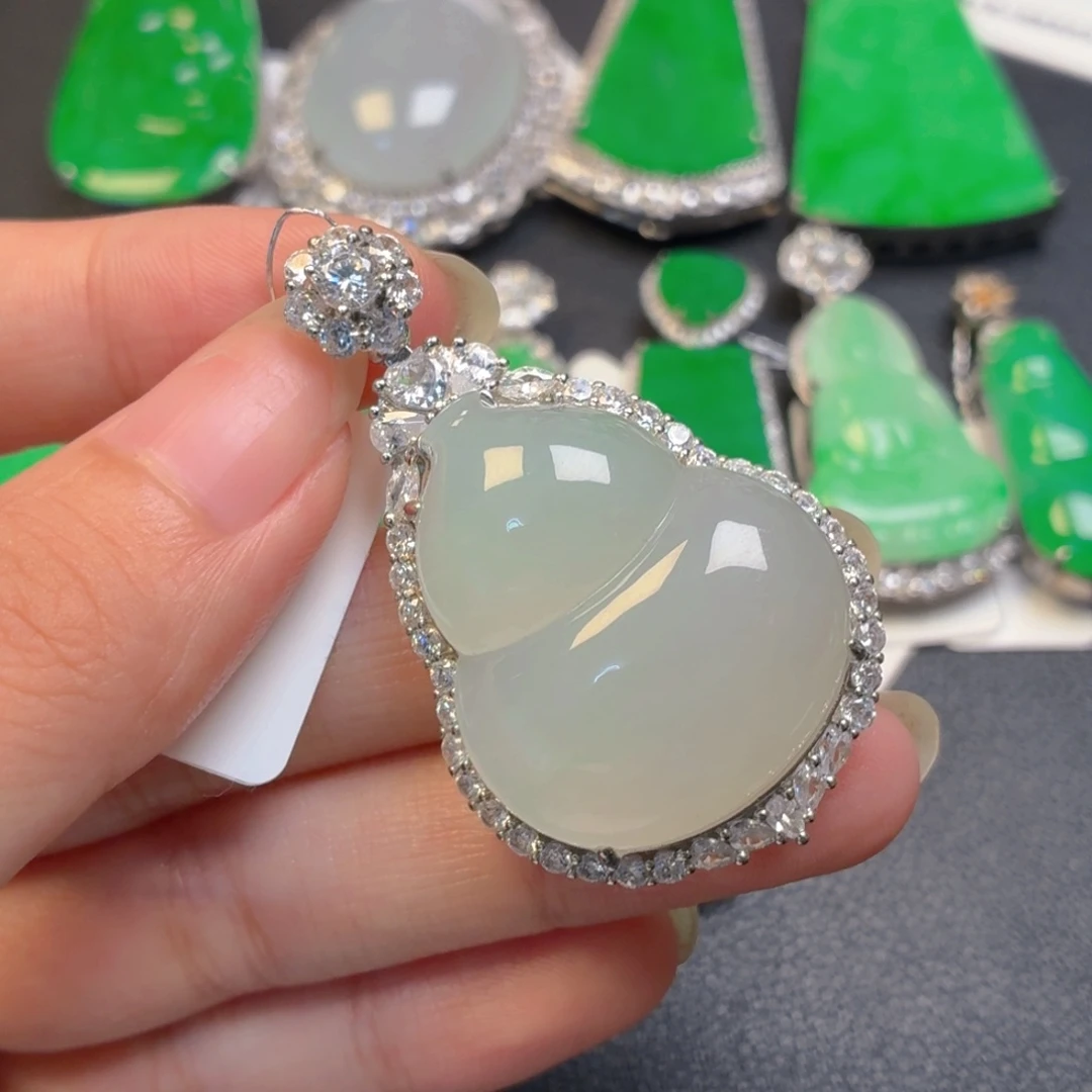 翡翠银S925镶嵌颈饰