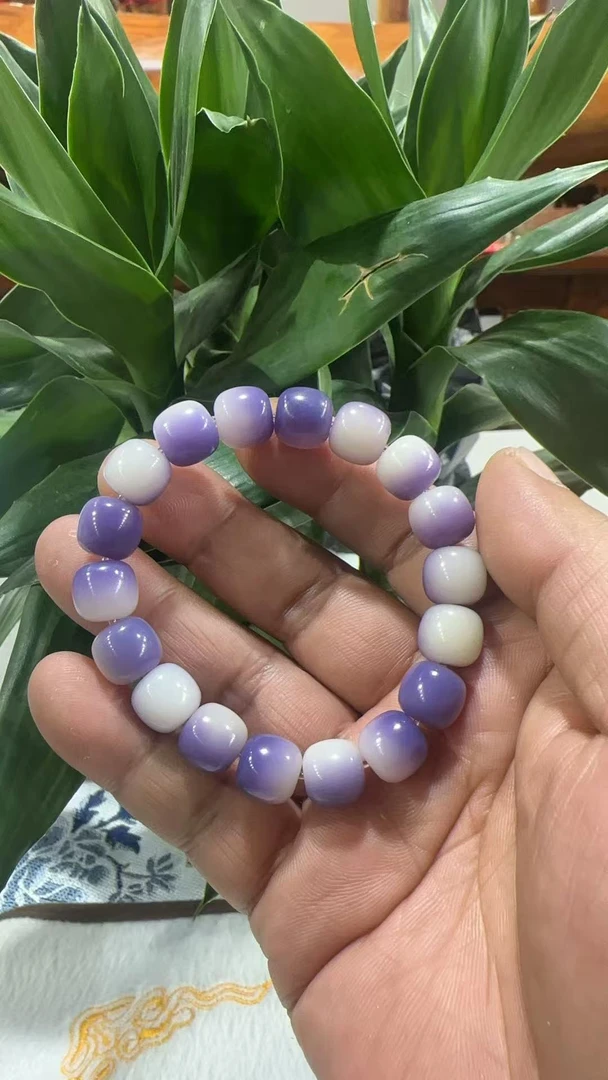 APT98045     白玉菩提渐变紫1.2手串