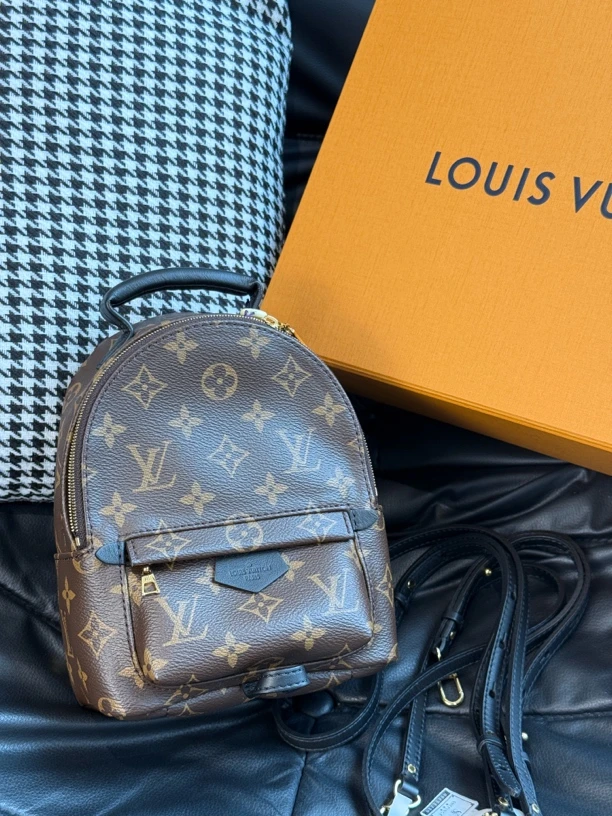 未使用 LouisVuitton/路易威登 奢品阁/LV/老花/mini双肩包
