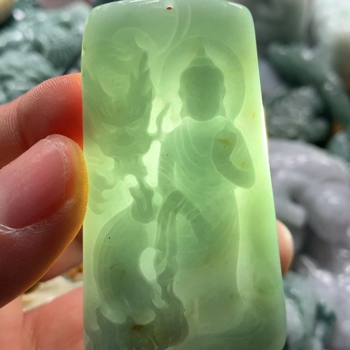 翡翠未镶嵌颈饰保真天然a货翡翠