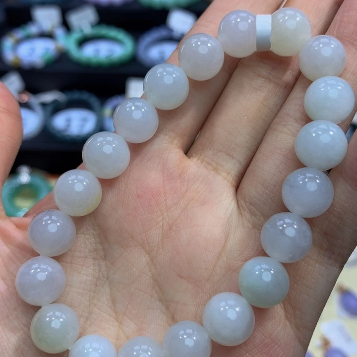 翡翠手链未镶嵌翡翠