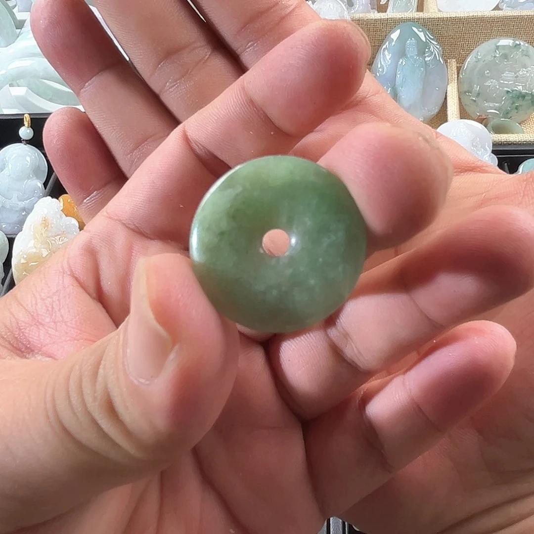 翡翠未镶嵌颈饰天然