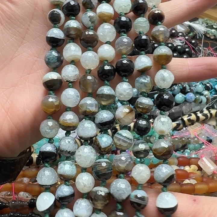 玛瑙/玉髓未镶嵌珠宝半成品一条10mm切面水晶玛瑙