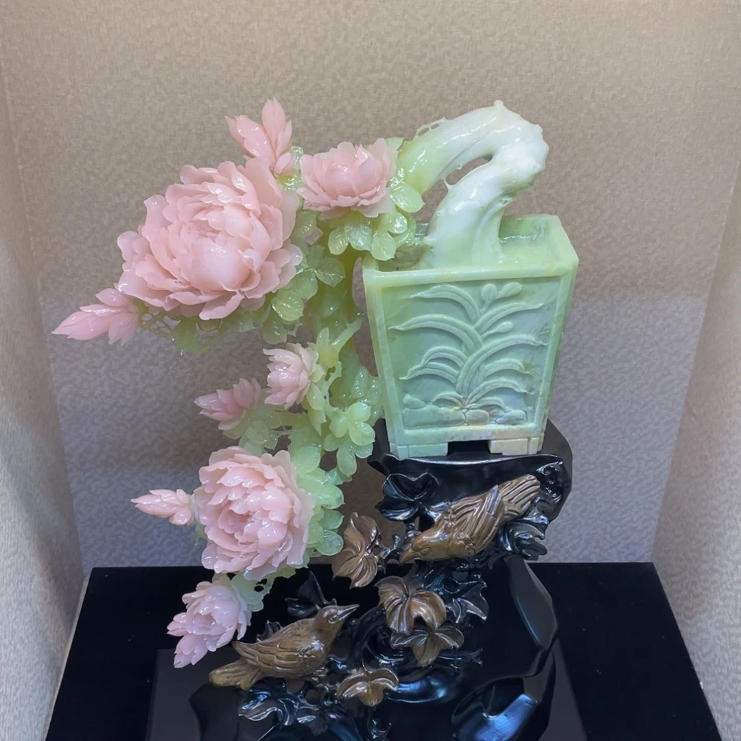 蛇纹石玉未镶嵌摆件