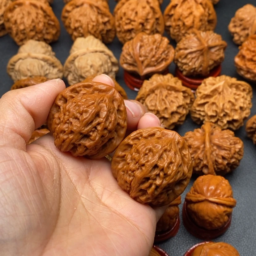 【闪购商品】文玩核桃把件?***g核桃