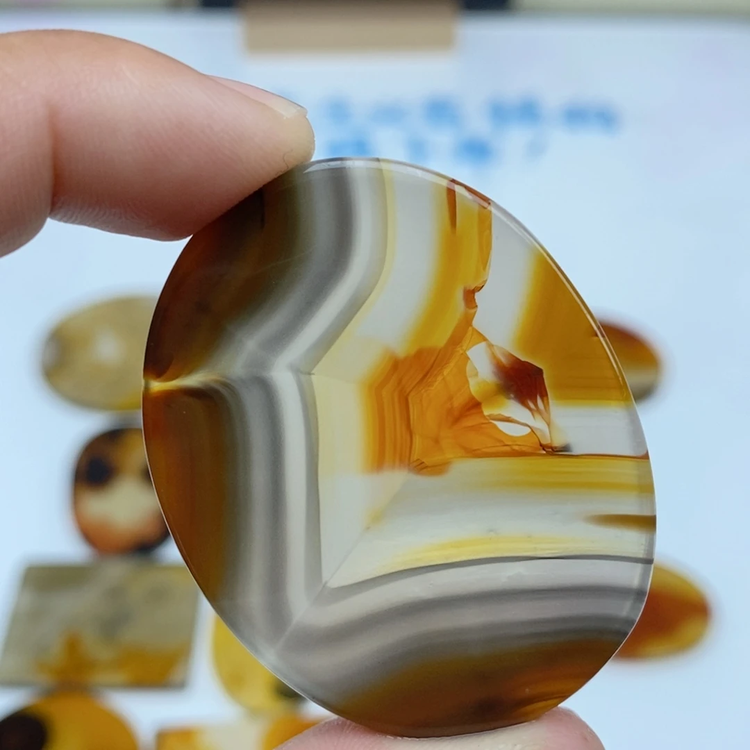 玛瑙/玉髓未镶嵌珠宝半成品