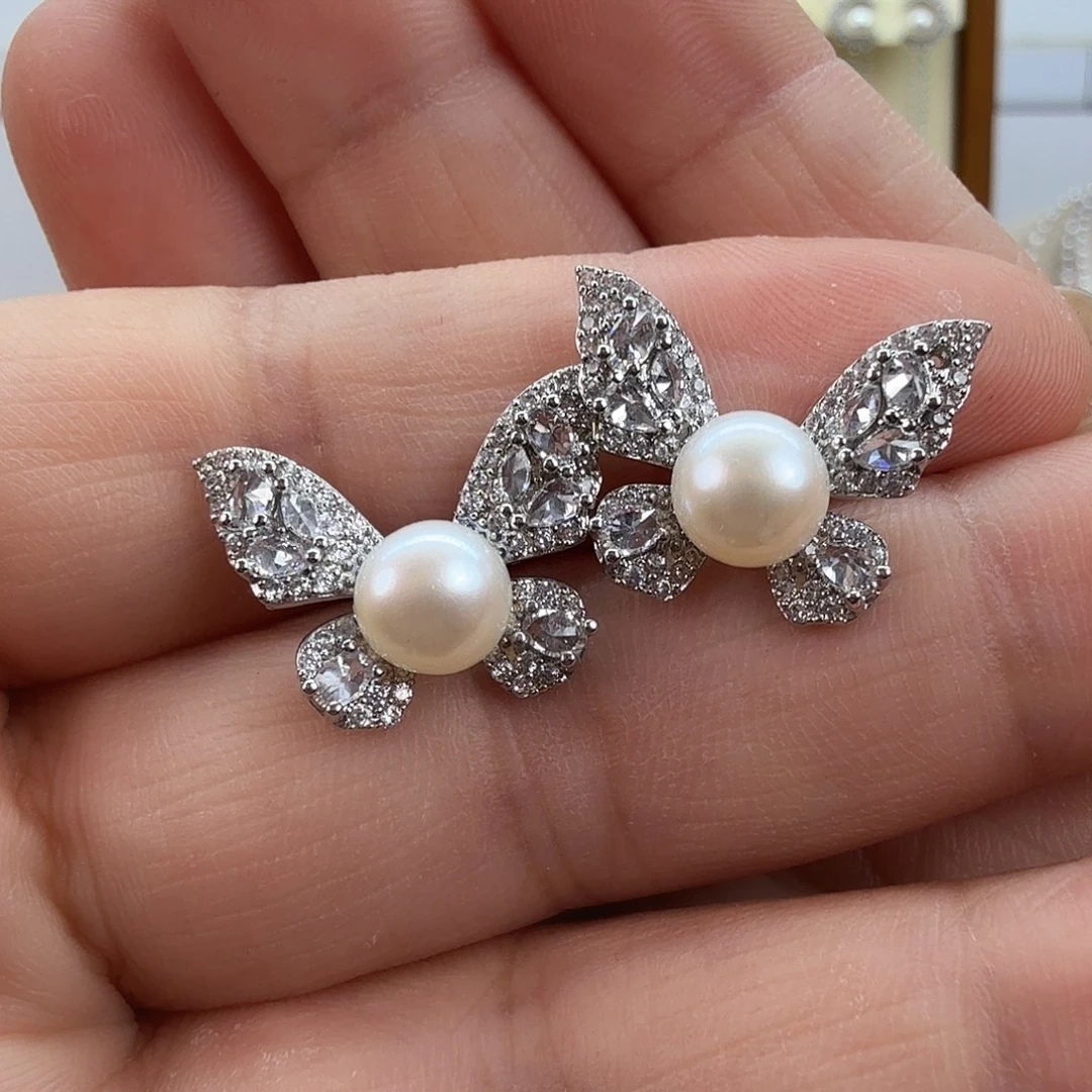 淡水珍珠耳饰未镶嵌