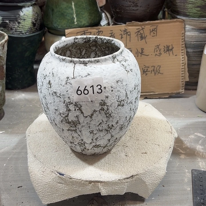 摆件陶高18，口9，瑕疵处理，有孔6613