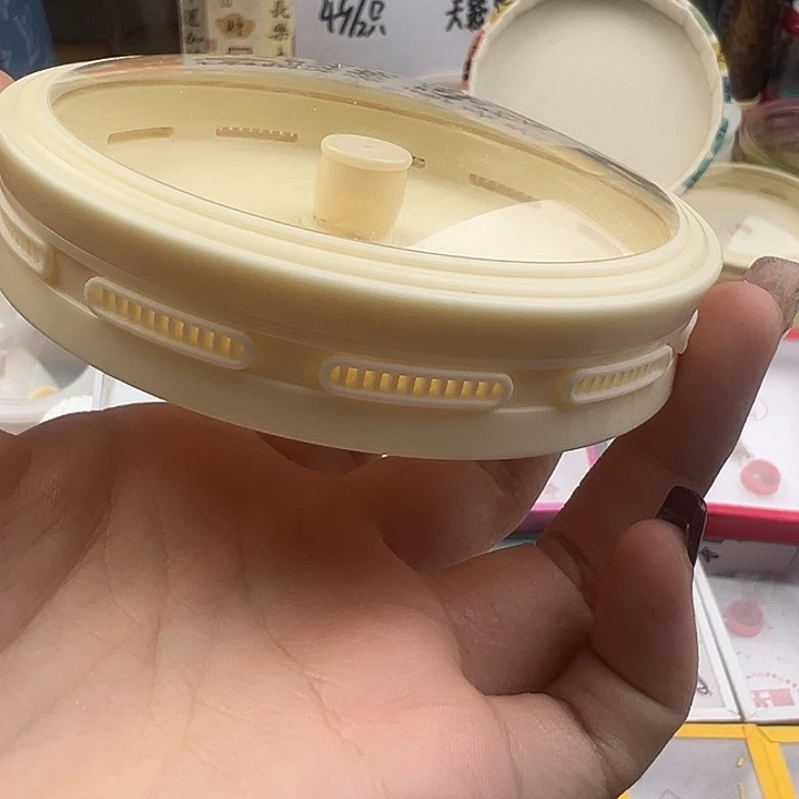 夜光万体一个加水塔一个