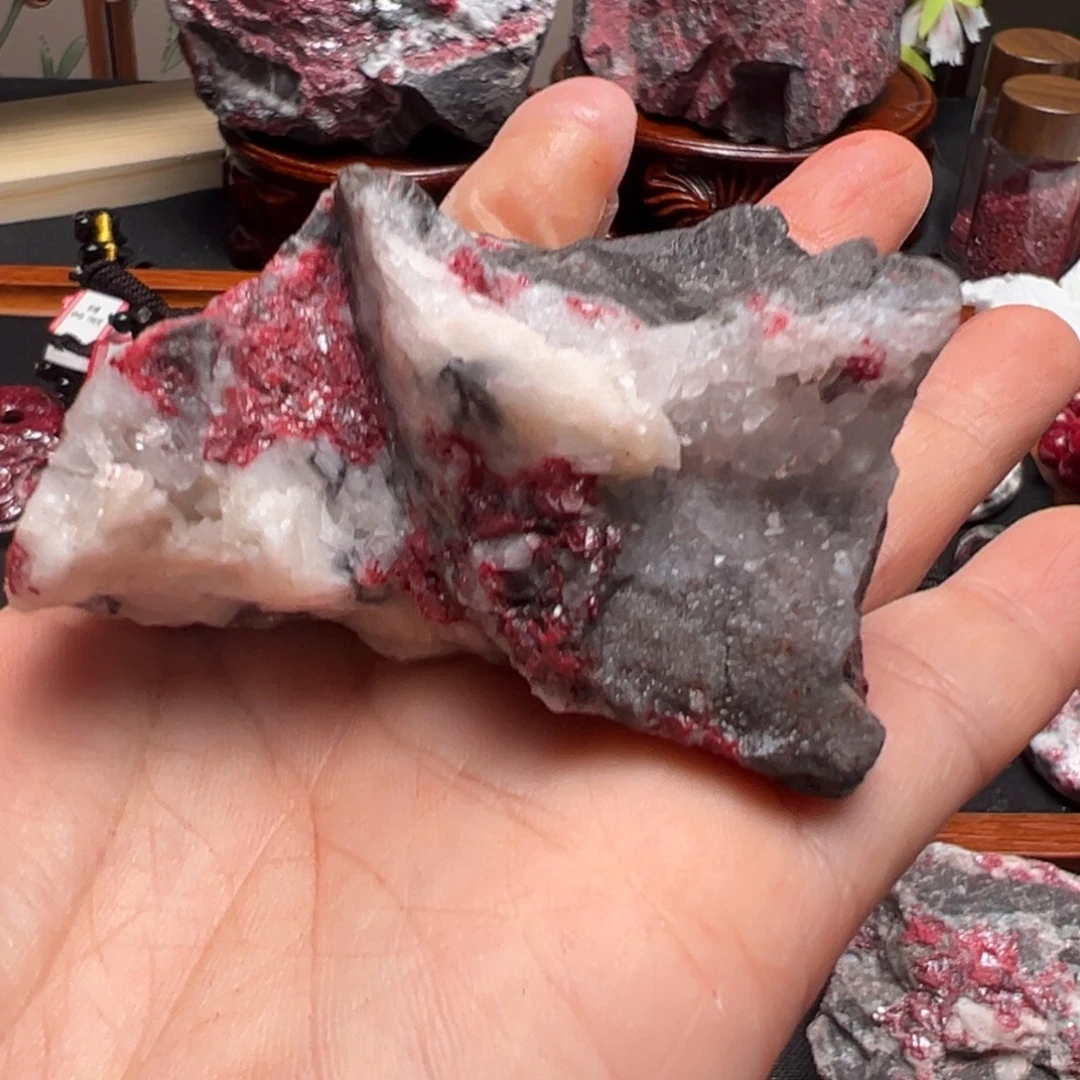 骑***神天然辰砂天然朱砂原石毛料