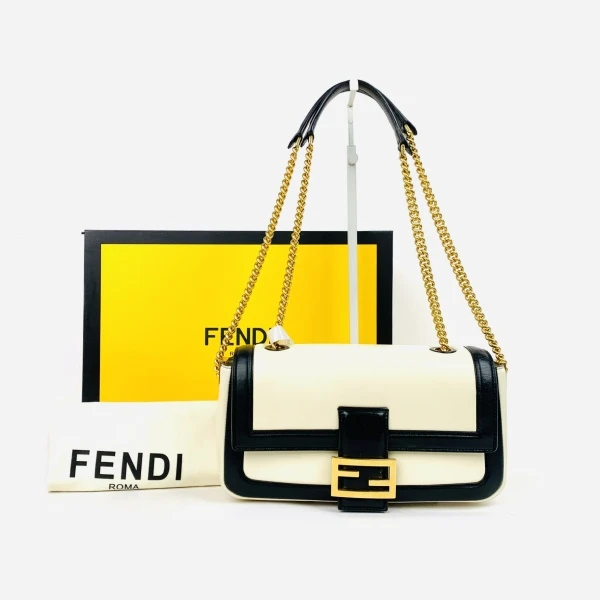 妃鱼/嘻嘻精选/芬迪/95新/包包/市场价21800/250313XQ0037