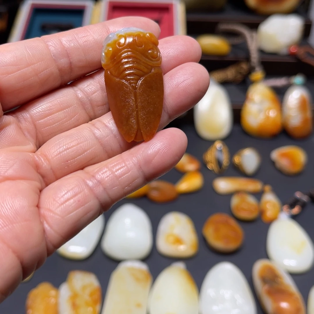 和田玉未镶嵌吊坠(不含链)