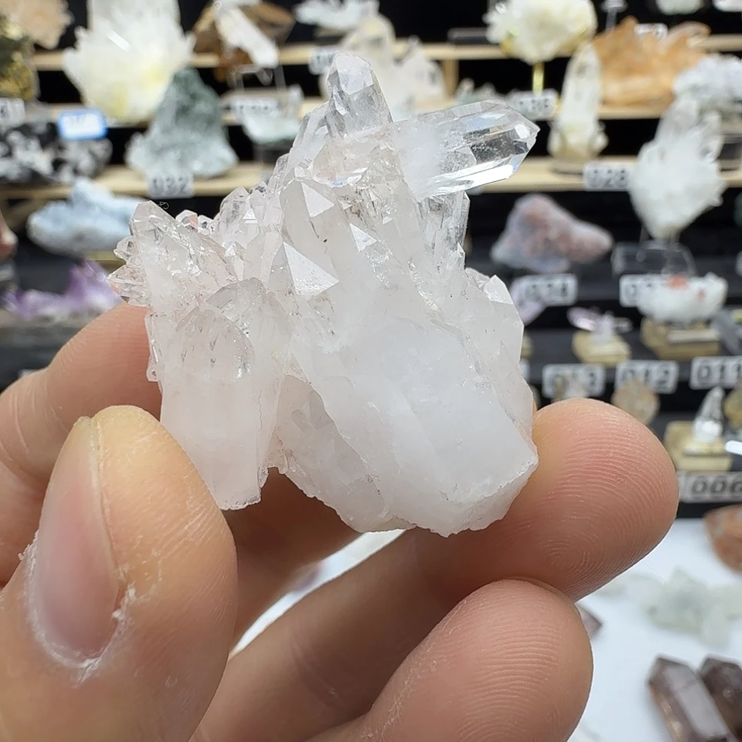 石材粉色利姆利亚水晶