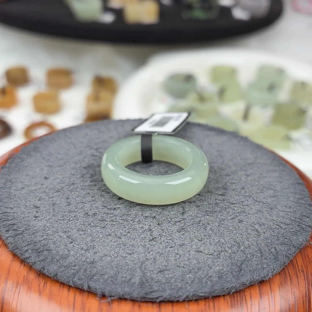 和田玉未镶嵌戒指b6冰青轮胎18.1不退换