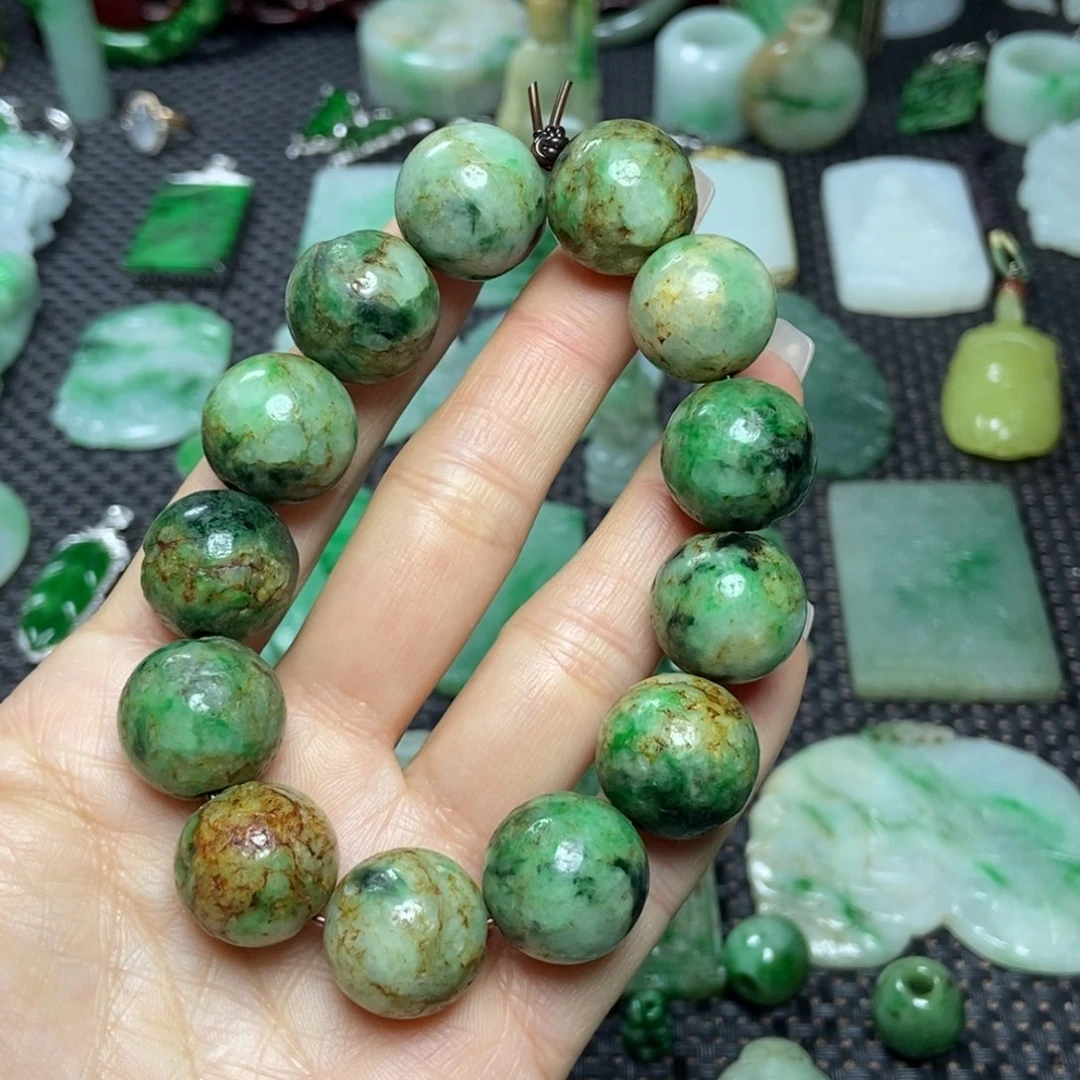 翡翠未镶嵌挂件清